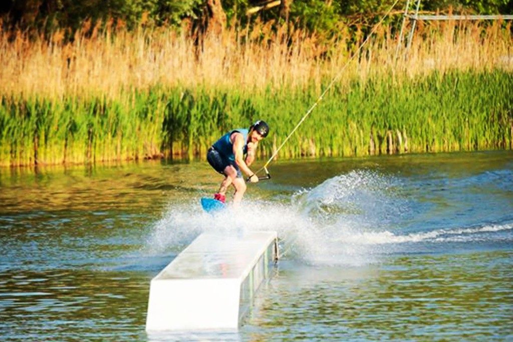 Top 10 Airhead Wakeboards in 2020